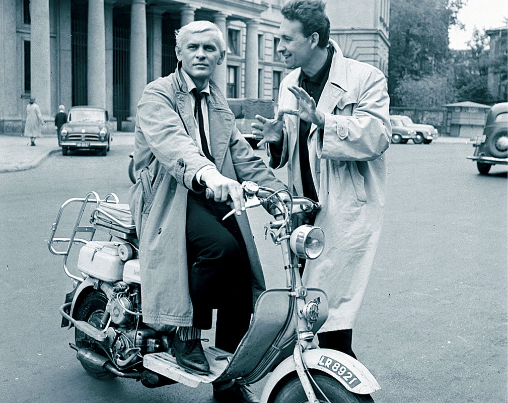 Tadeusz Łomnicki, Andrzej Wajda, "Niewinni czarodzieje"