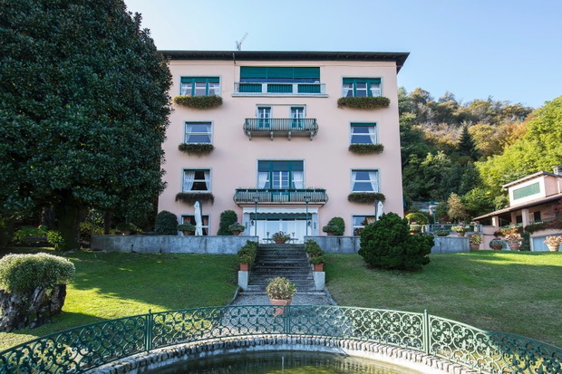 Villa Mondadori/ Donatella Versace/ Kauf