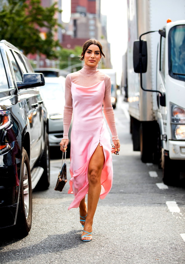 Street Style - New York Fashion Week September 2019 - Day 5