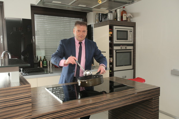 Krzysztof Rutkowski w swoim domu