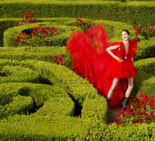 Kampania reklamowa kolekcji Giambattista Valli x H&M
