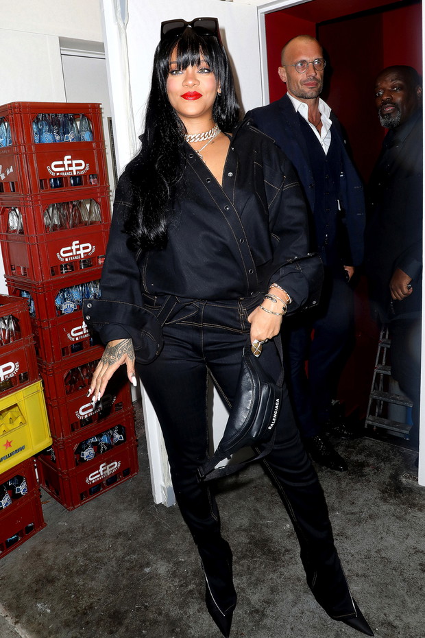 Celebrity Sightings : Paris Fashion Week - Womenswear Spring Summer 2020 : Day Four