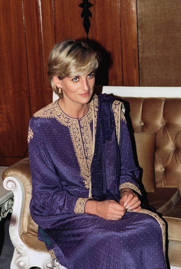 PRINCESS DIANA IN PAKISTAN,