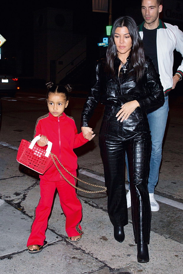 Kourtney Kardashain enjoys some quality time with her niece North West