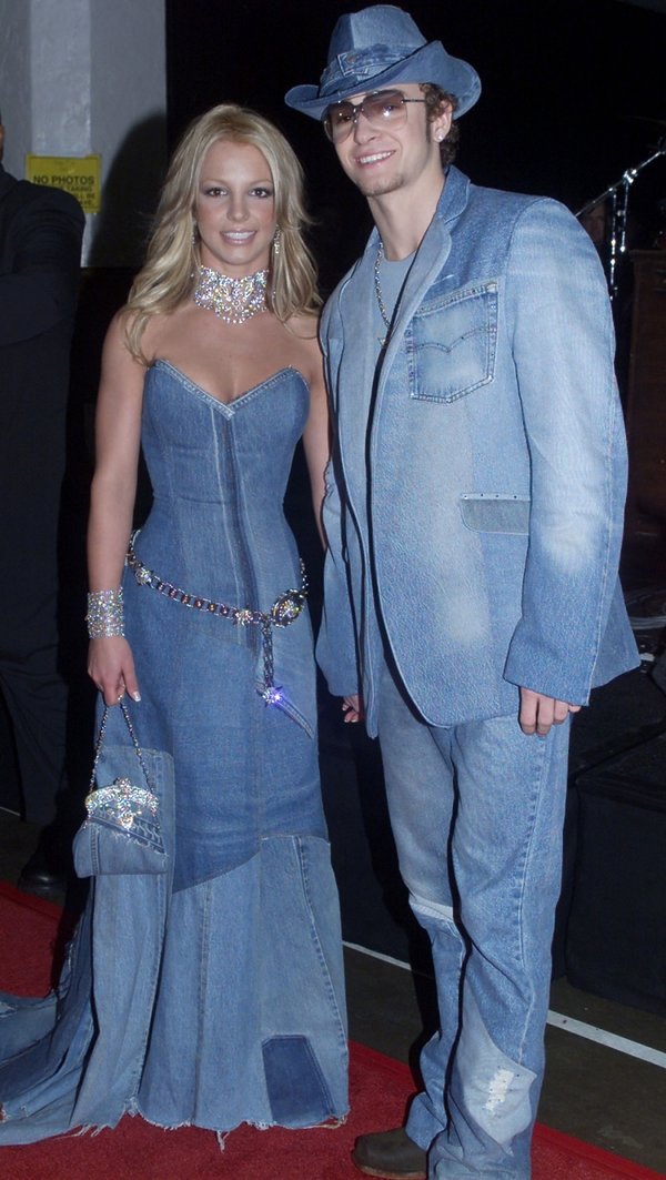 britney-spears-i-justin-timberlake-na-ama-2001-90288-GALLERY600-5109855