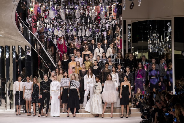 Chanel Metiers D'Art 2019-2020 : Runway At Le Grand Palais In Paris