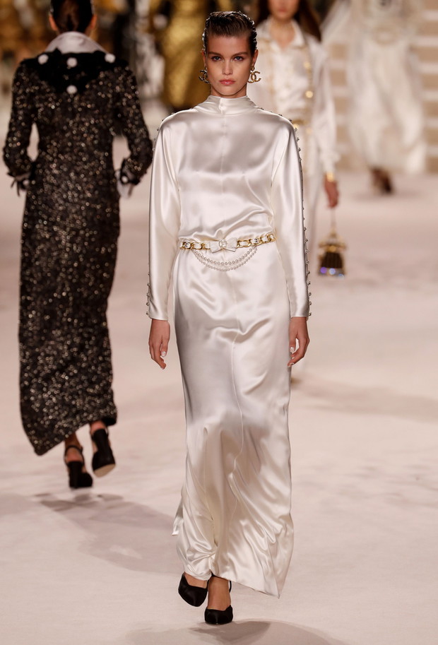 ??????????? ????????? Chanel 'Metiers d`Art' ? ??????