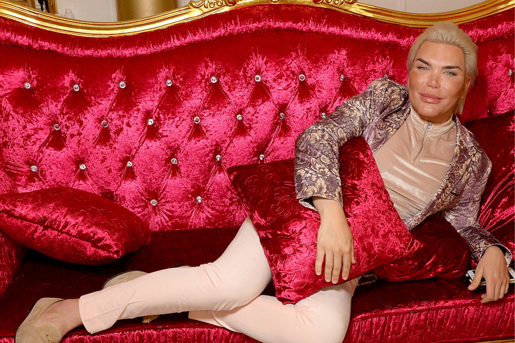 Rodrigo Alves, żywy Ken, może zostać wydziedziczony przez ojca