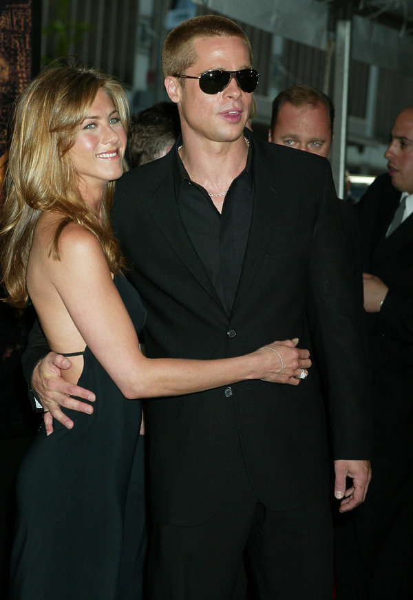 brad-pitt-w-okularach-380697-GALLERY600-d7d50c9