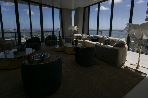 One Thousand Museum w Miami