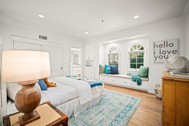 EXCLUSIVE: Inside Prince Harry and Meghan Markles dream $15 million California home by the ocean as couple eye-up stunning Pacific Palisades villa next-door to Tom Hanks and Ben Affleck