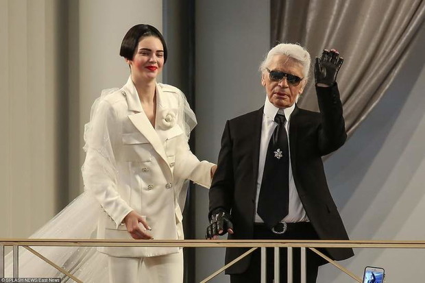 kendall-jenner-karl-lagerfeld-227263-GALLERYBIG-a0f1b28