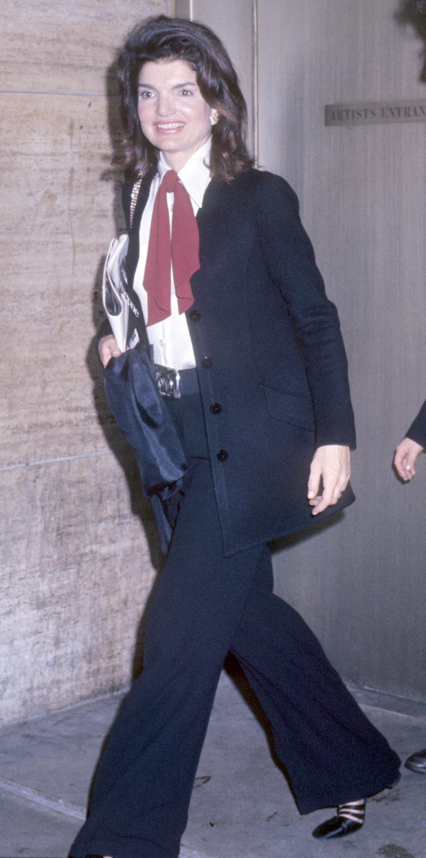 Jackie Onassis Sighting at the Philharmonic Hall - December 13, 1971