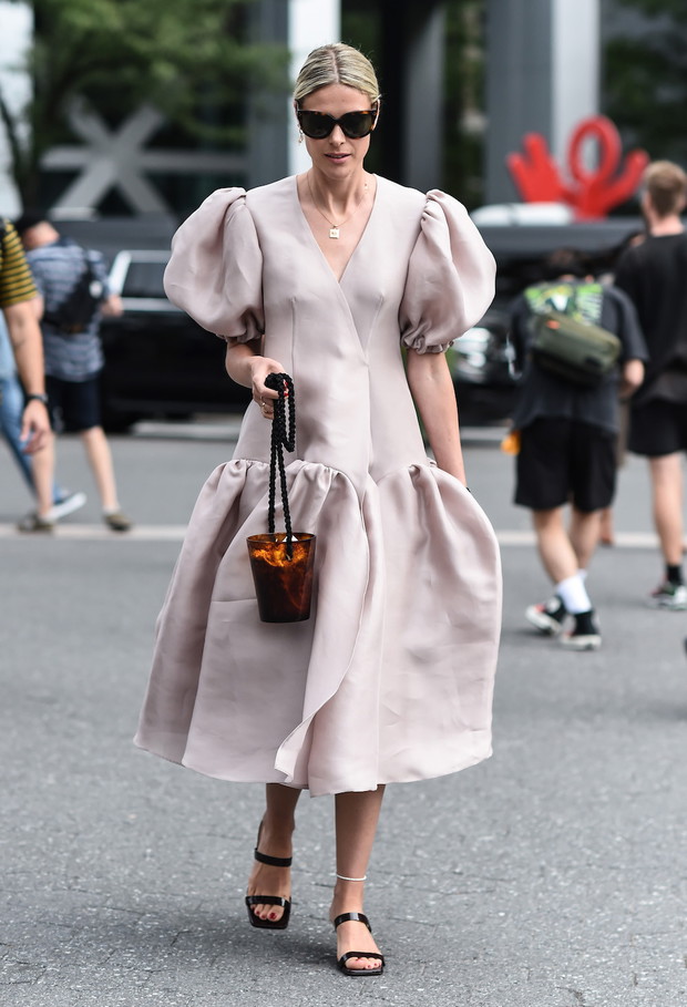 Street Style - New York Fashion Week September 2019 - Day 5