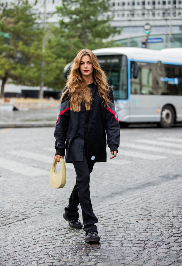 Street Style At Paris Fashion Week - Womenswear Spring Summer 2021 : Day Two