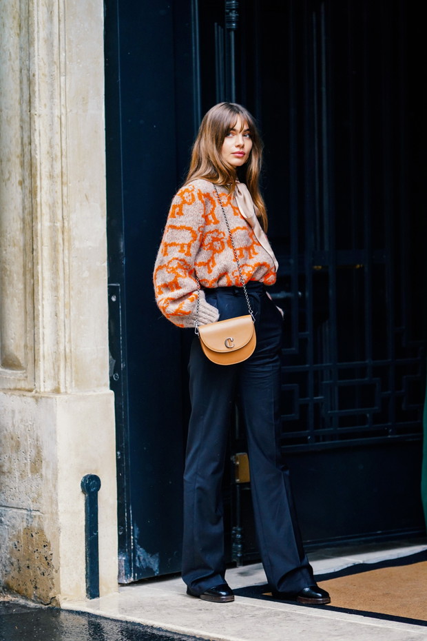 Street Style At Paris Fashion Week - Womenswear Spring Summer 2021 : Day Eight