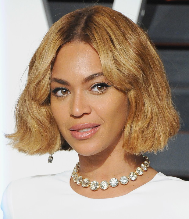 2015 Vanity Fair Oscar Party Hosted By Graydon Carter - Arrivals