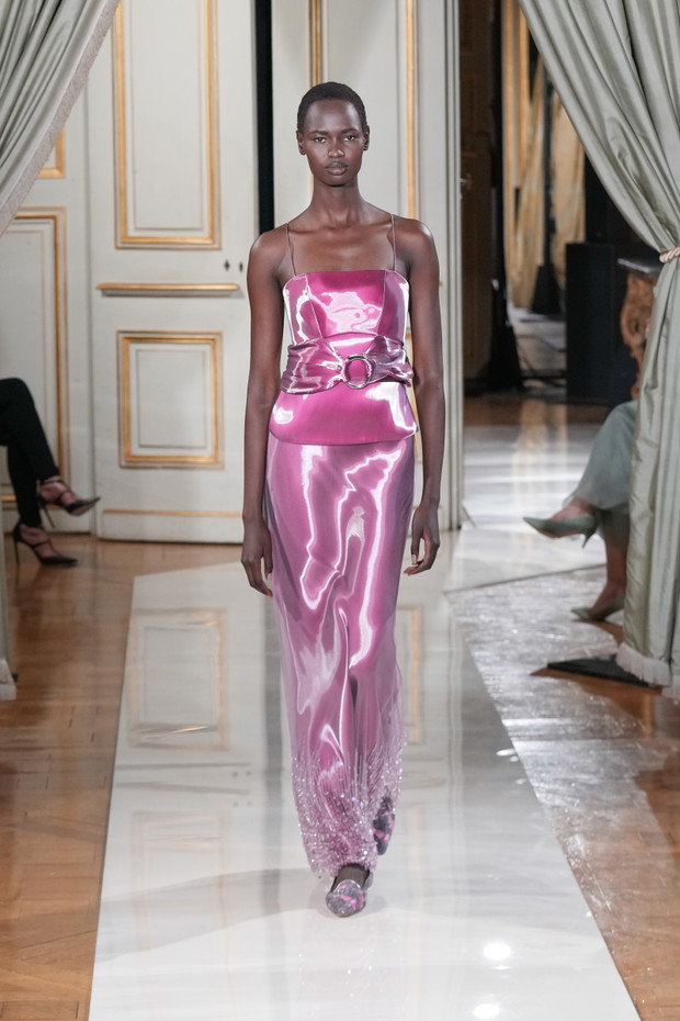 Giorgio Armani Prive : Runway - Paris Fashion Week - Haute Couture Fall/Winter 2021/2022
