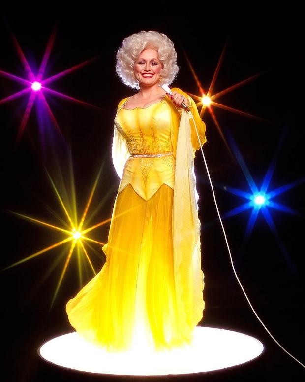 Dolly Parton Portrait Session