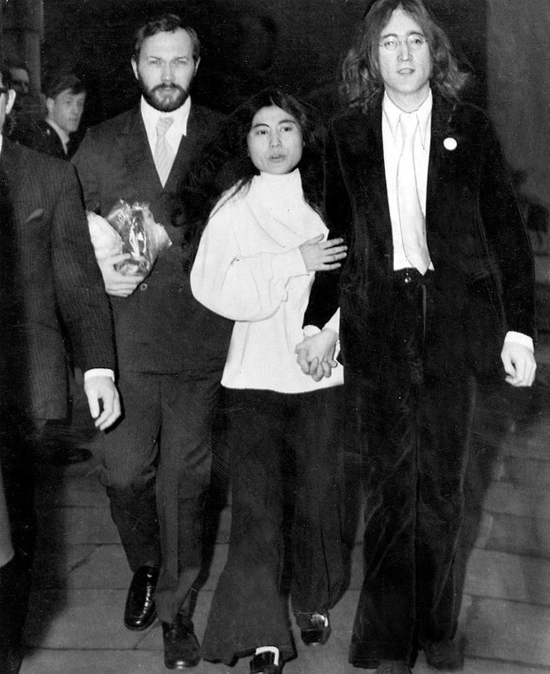 John Lennon and Yoko Ono pictured after their court appearance today after Cannabis resin for 40 cigarettes was found in