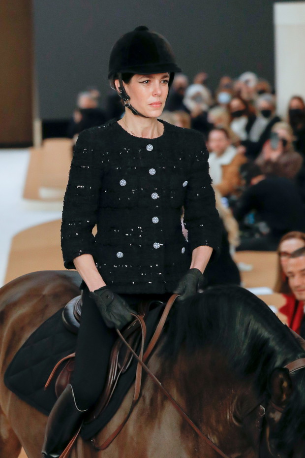 Chanel : Runway - Paris Fashion Week - Haute Couture Spring/Summer 2022