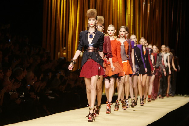 France - Louis Vuitton - Spring/Summer 2009 Ready-to-Wear - Paris Fashion Week