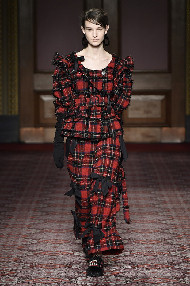 Simone Rocha - Runway RTW - Fall 2018 - London Fashion Week