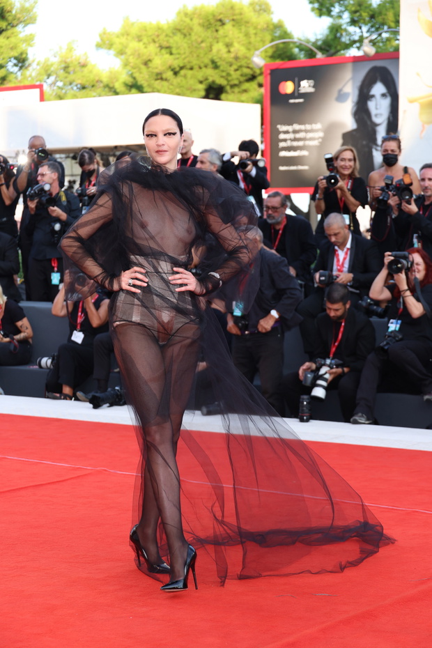 "White Noise" And Opening Ceremony Red Carpet - 79th Venice International Film Festival