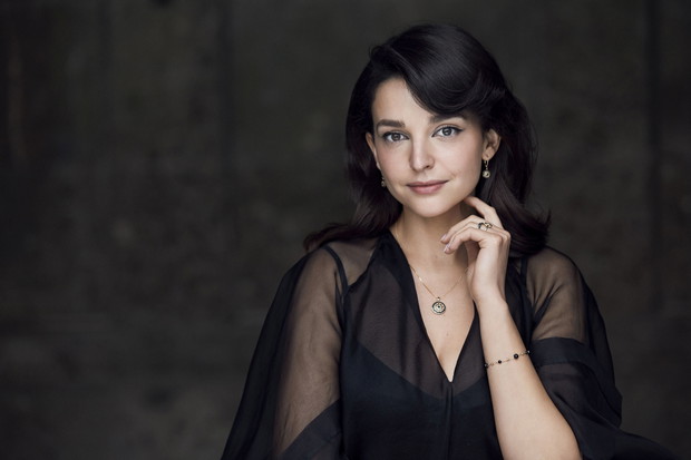 Maria Dębska dla Apart
