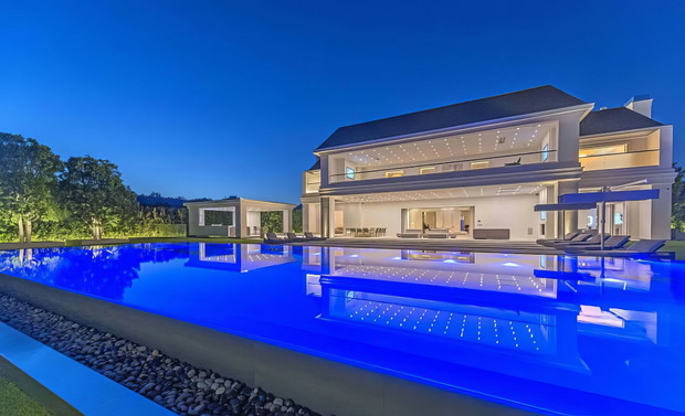 Jennifer Lopez i Ben Affleck wydali 60 ml USD na posiad?o?? w Beverly Hills