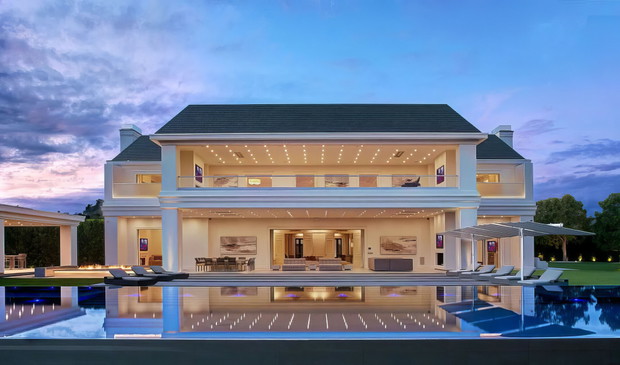 Jennifer Lopez i Ben Affleck wydali 60 ml USD na posiad?o?? w Beverly Hills