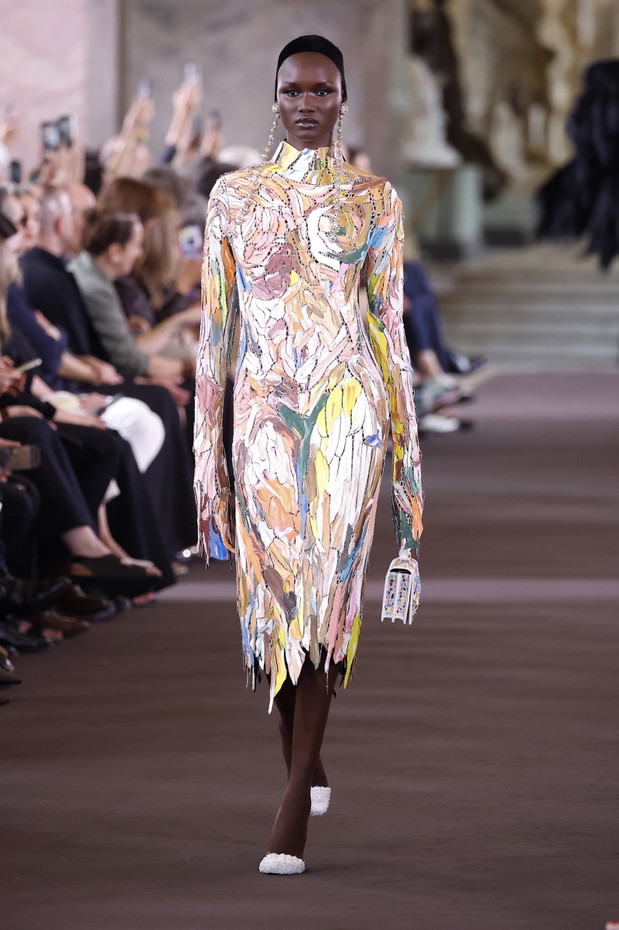 Schiaparelli : Runway - Paris Fashion Week - Haute Couture Fall/Winter 2023/2024