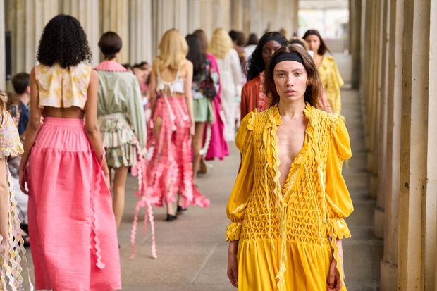 img7tz702-2beb643
