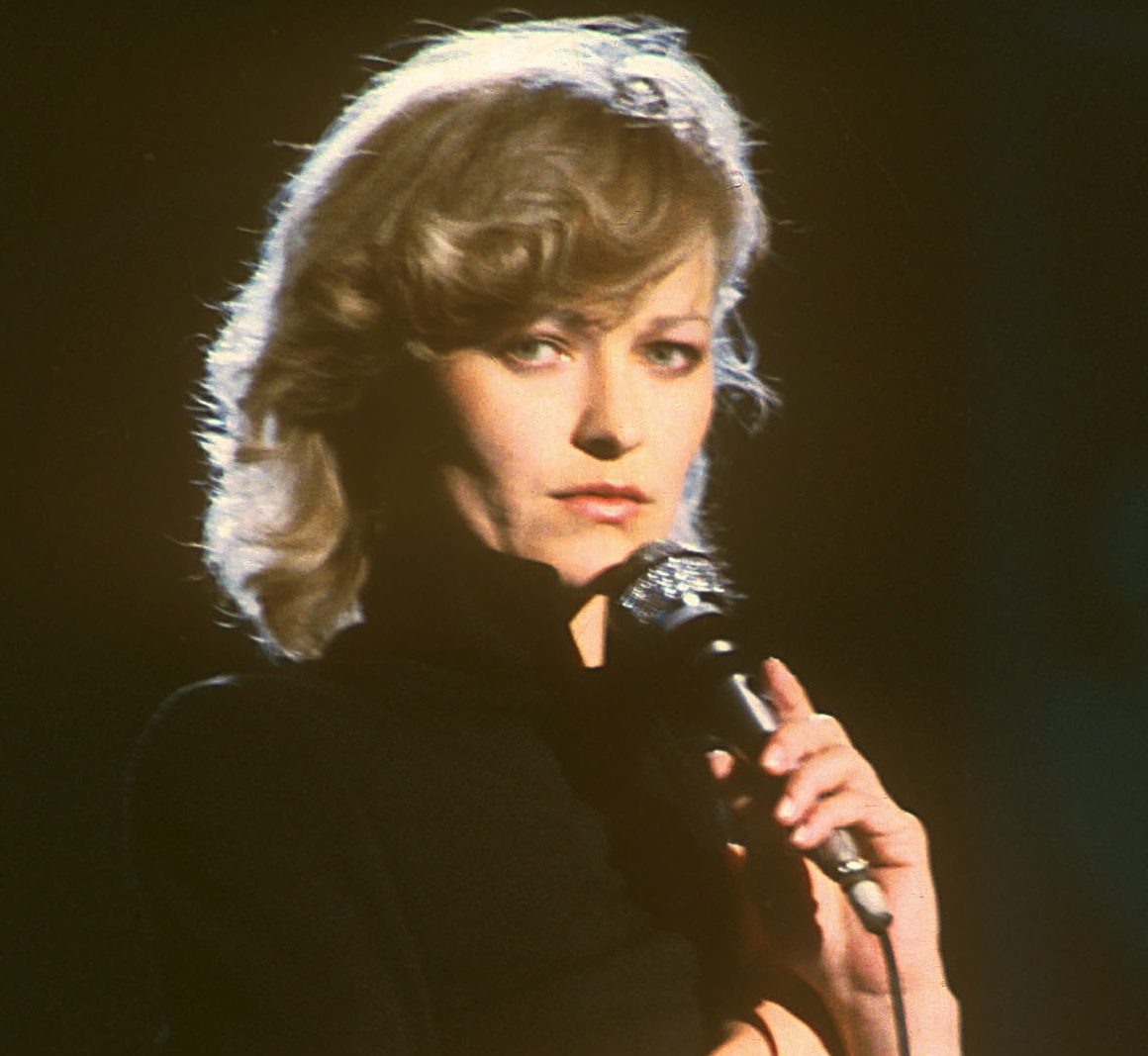 Edyta Geppert, laureatka nagrody im. Karola Musioła, XI Krajowy Festiwal Piosenki Polskiej w Opolu, czerwiec 1984 roku - jamnik