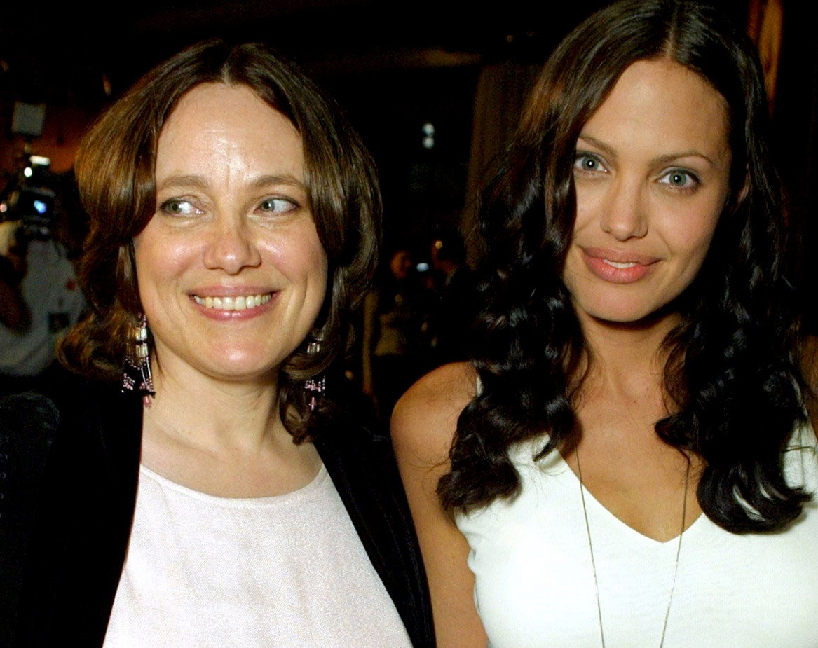 Angelina Jolie, Marcheline Bertrand