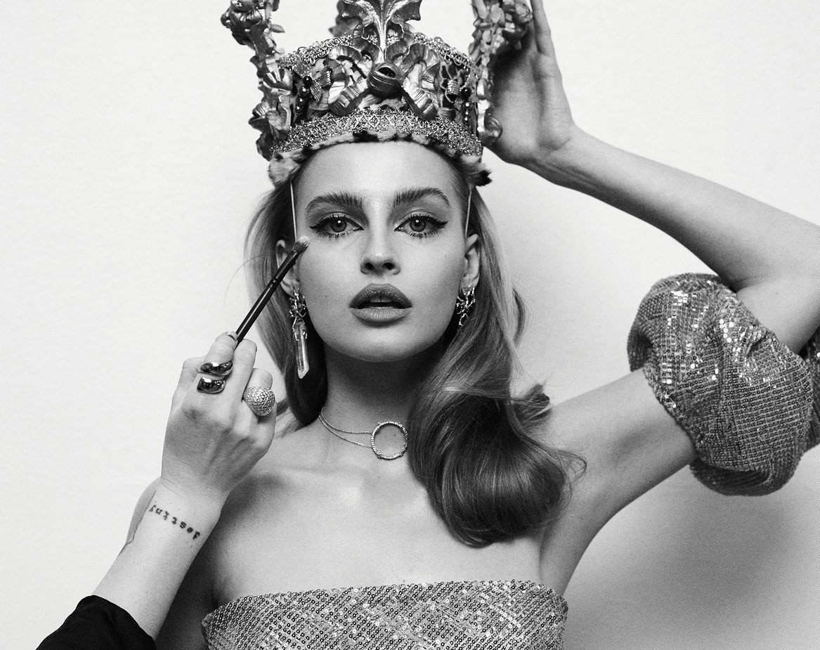 Karolina Pisarek, VIVA 12/2020
