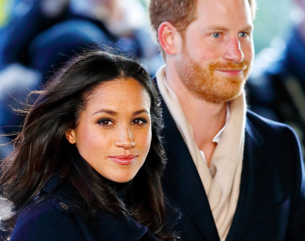 Harry i Meghan rezygnują z królewskiego życia
