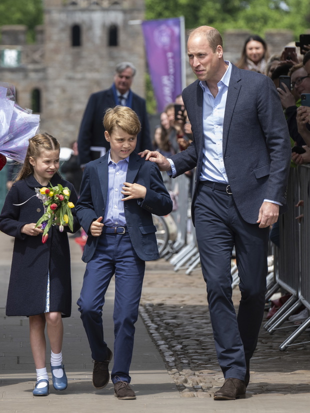 Queen Elizabeth II Platinum Jubilee 2022 - The Duke And Duchess Of Cambridge Visit Wales