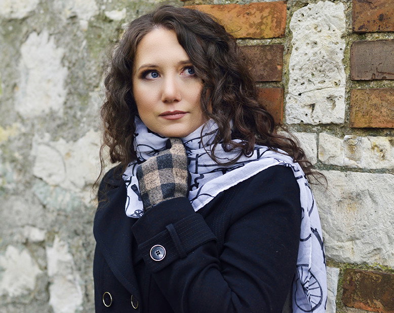 Anna Rozenberg, autorka powieści "Maski pośmiertne"