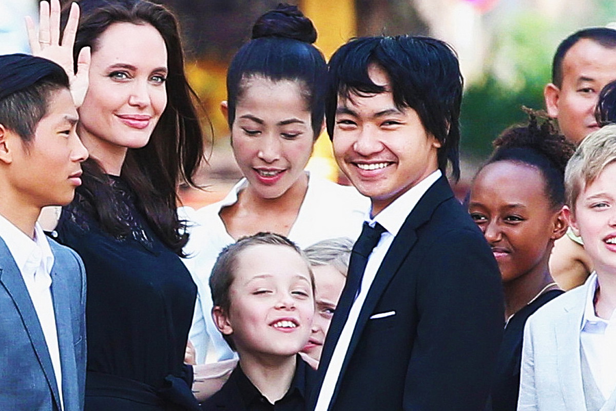 Angelina Jolie z dziećmi