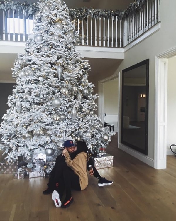@kyliejenner