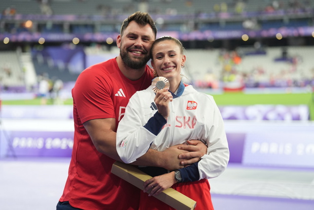 Natalia Kaczmarek i Konrad Bukowiecki, Lekkoatletyka - 400 m kobiet - ceremonia medalowa, Paryż 2024