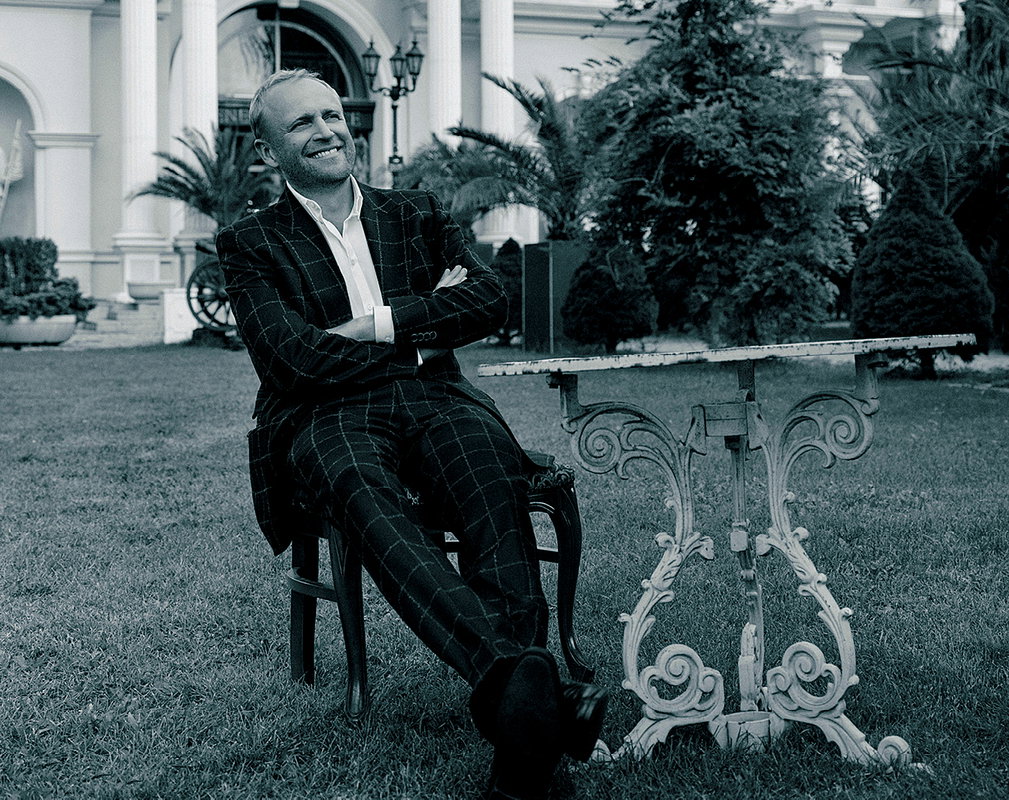 Piotr Adamczyk, VIVA! październik 2019