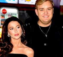 Roksana Węgiel, Kevin Mglej, premiera filmu „Emma i czarny jaguar”, Warszawa, 01.02.2024 rok, jamnik