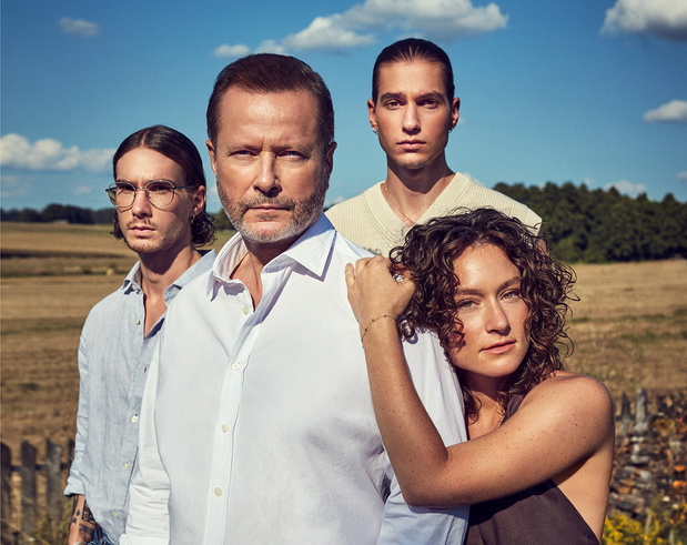 Ewa Żmijewska, Karol Żmijewski, Wiktor Żmijewski, Artur Żmijewski, Viva! 16/2024