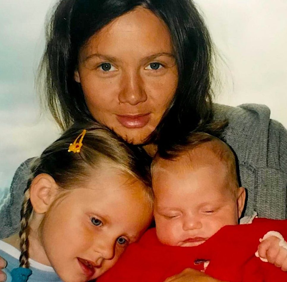 Kinga Rusin, Pola Lis, Iga Lis, córki Kingi Rusin, jamnik