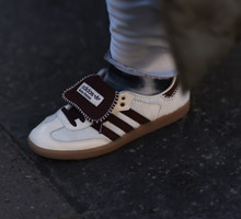 Street Style - Paris Fashion Week - Menswear Fall/Winter 2024/2025 - Day Five