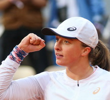 Iga ?wi?tek awansowa?a do ?wier?fina?u French Open