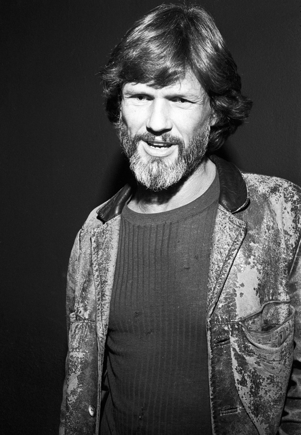 Country music legend Kris Kristofferson dead at 88 **FILE PHOTOS**