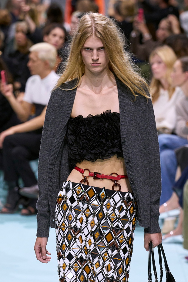 Prada S25 024a